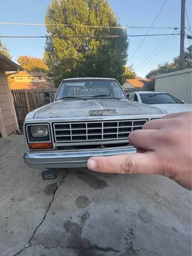 1984 Dodge ram