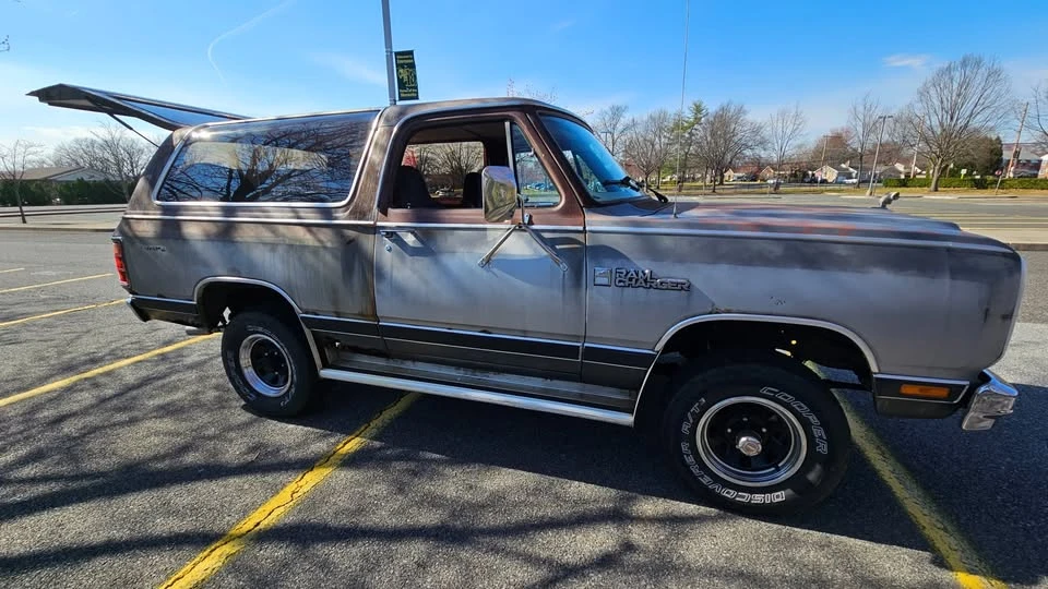 1984 Dodge Ramcharger - Image 2 of 12