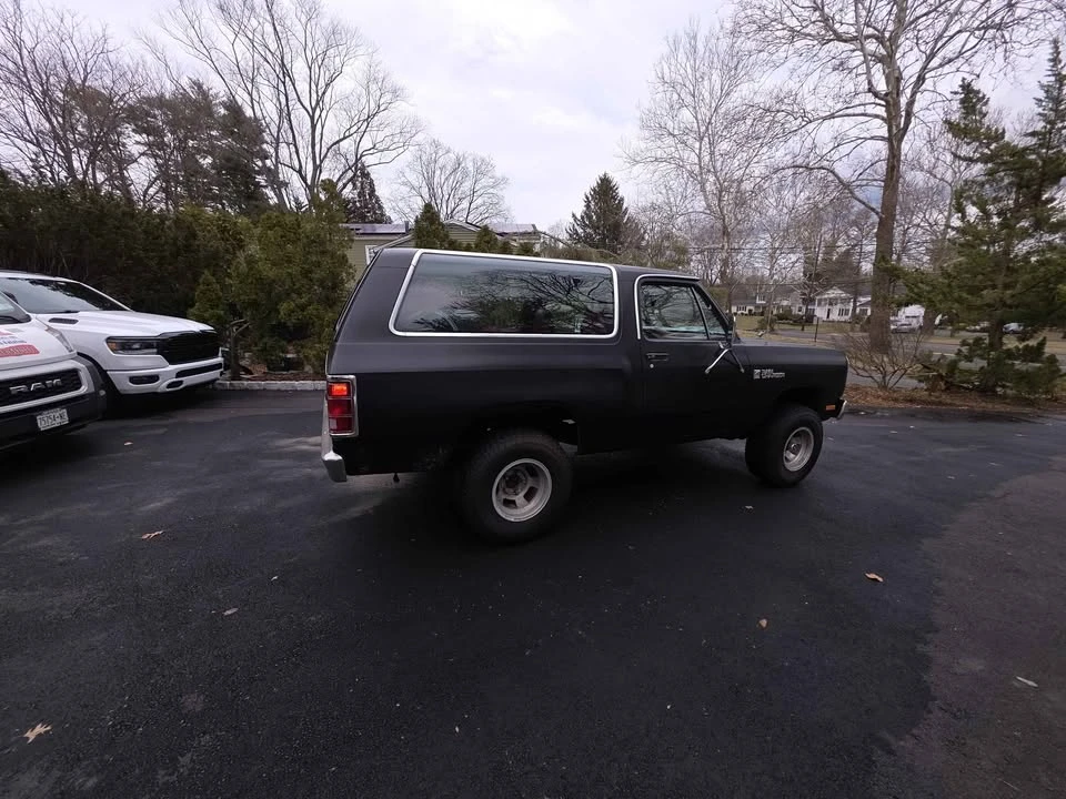 1984 Dodge Ramcharger - Image 11 of 13