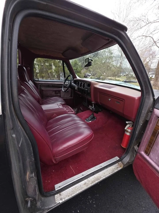 1984 Dodge Ramcharger - Image 10 of 13