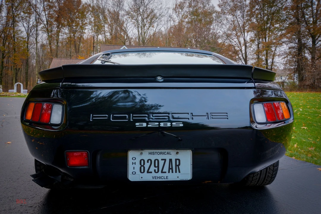 1984 Porsche 928 S - Image 7 of 31