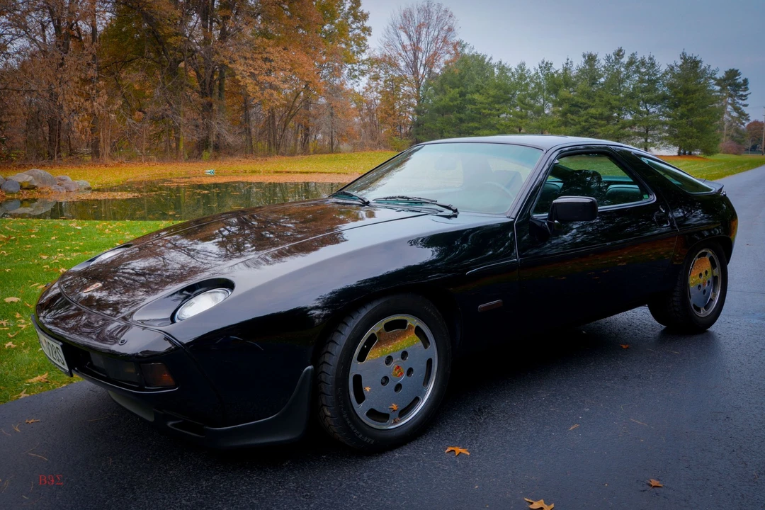 1984 Porsche 928 S - Image 12 of 31