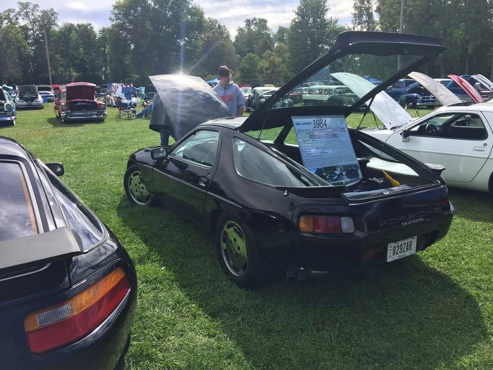 1984 Porsche 928 S - Image 16 of 31