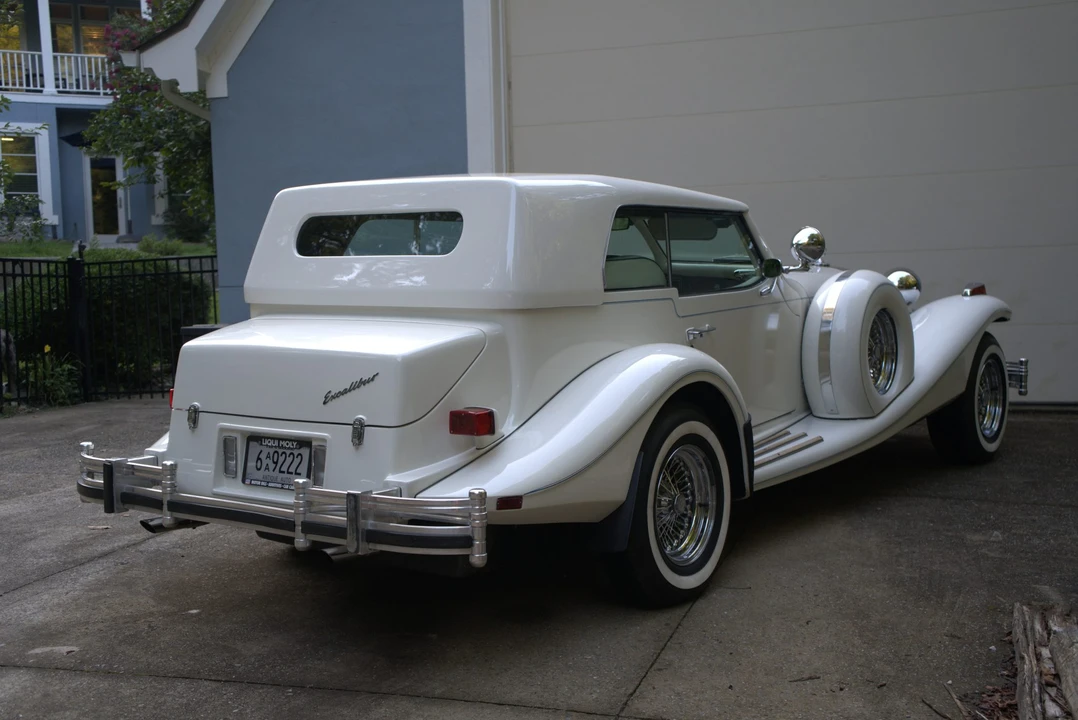 1984 Excalibur - Image 15 of 31