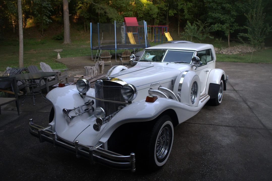 1984 Excalibur - Image 9 of 31