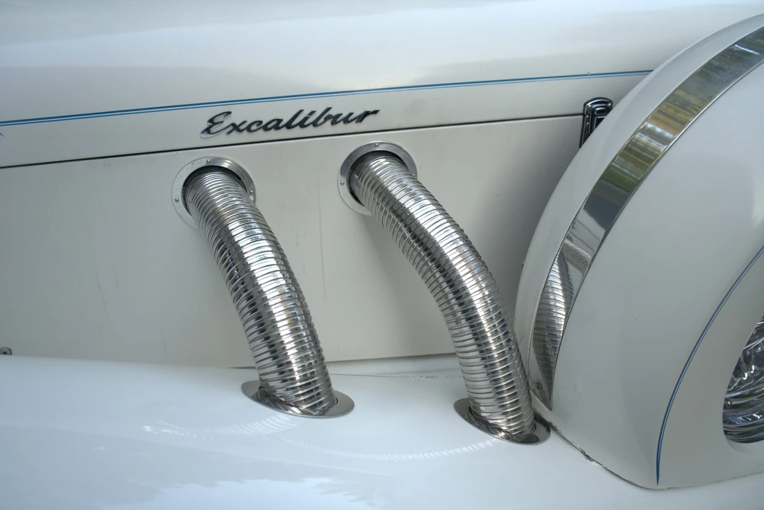 1984 Excalibur - Image 29 of 31