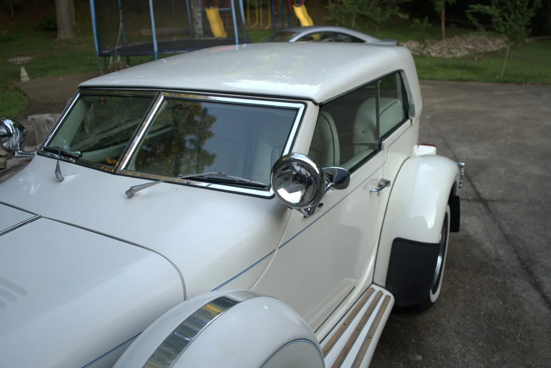 1984 Excalibur - Image 31 of 31