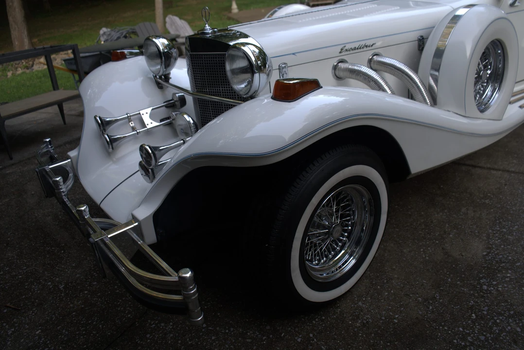 1984 Excalibur - Image 28 of 31