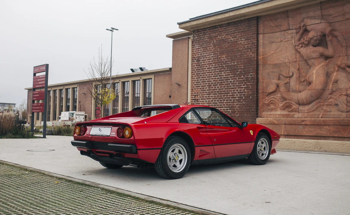 1984 Ferrari 308 GTB - Image 16 of 31