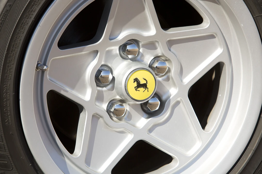 1984 Ferrari 308 GTB QV - Image 26 of 31