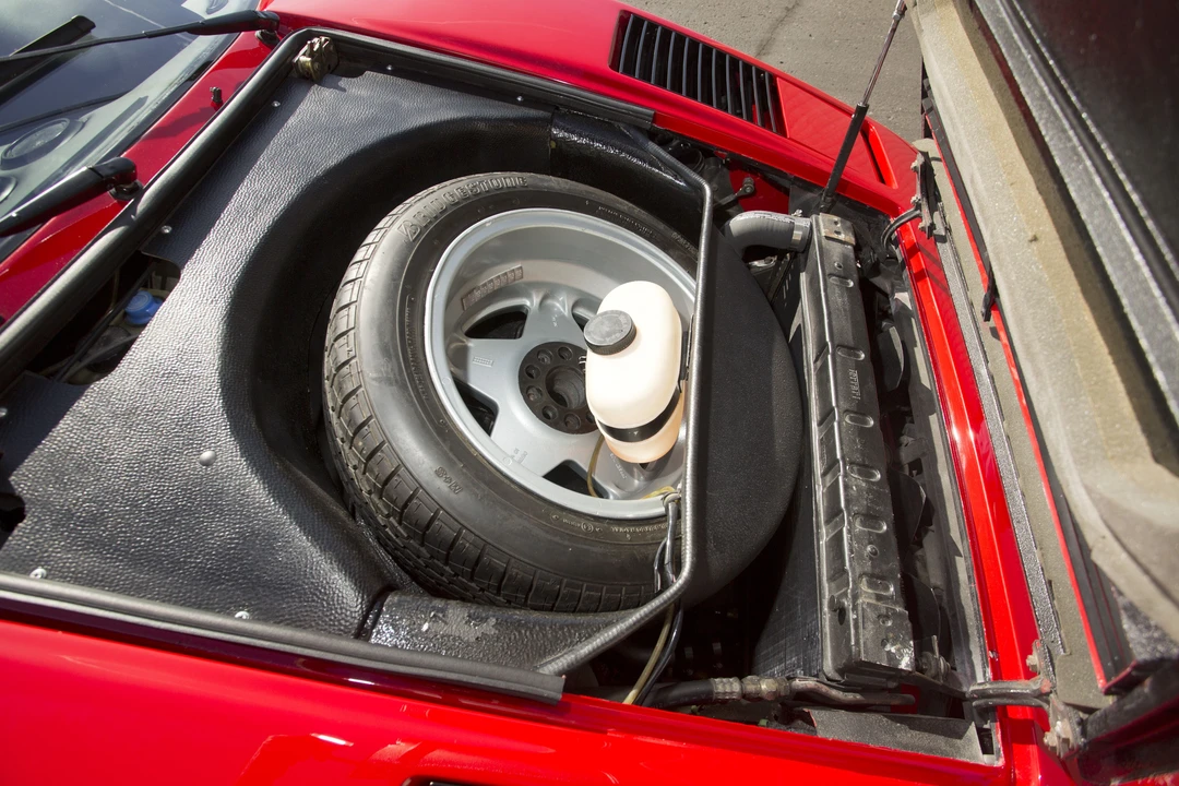 1984 Ferrari 308 GTB QV - Image 14 of 31