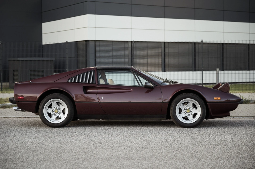 1984 Ferrari 308 GTS QV - Image 5 of 31