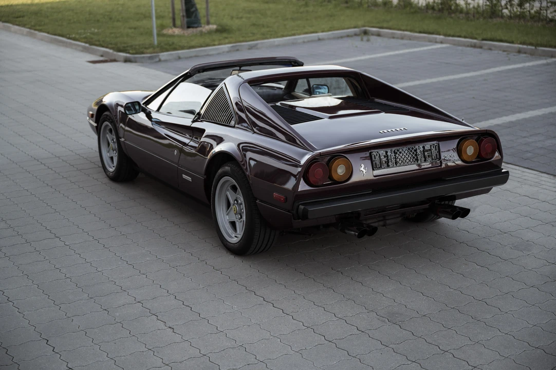 1984 Ferrari 308 GTS QV - Image 26 of 31