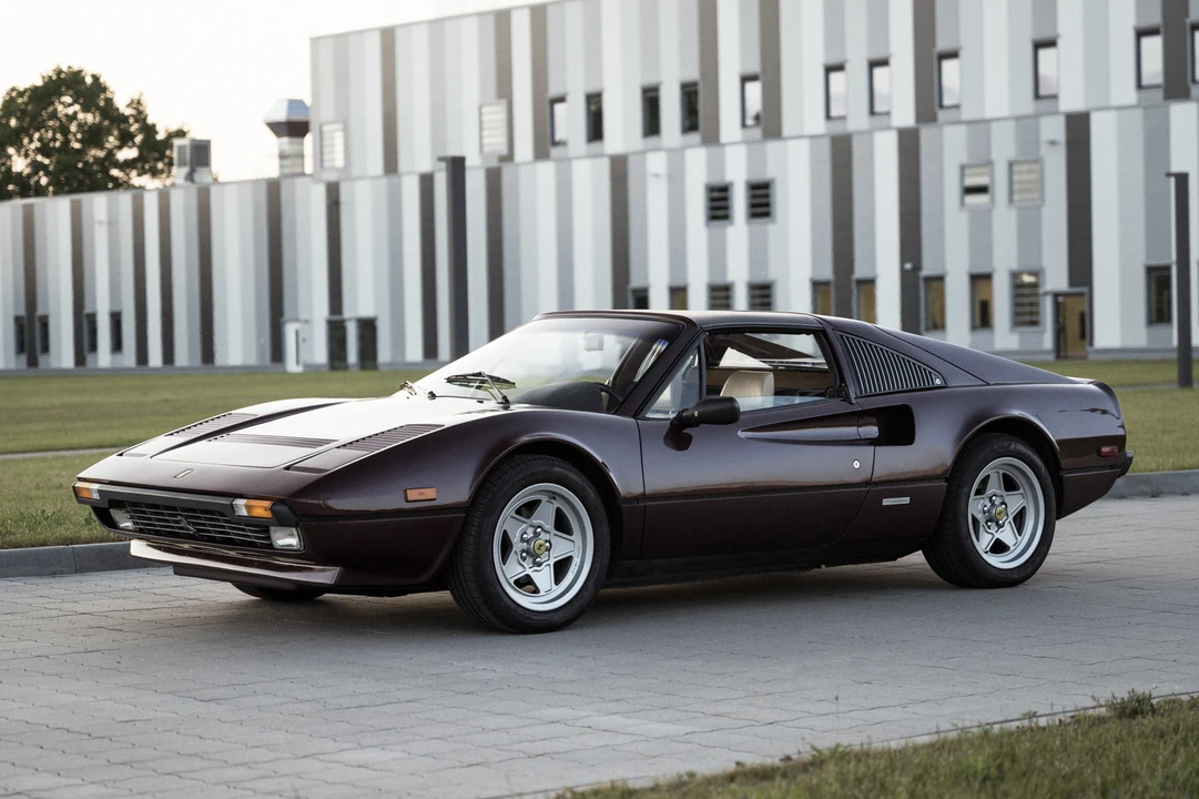 1984 Ferrari 308 GTS QV - Image 2 of 31