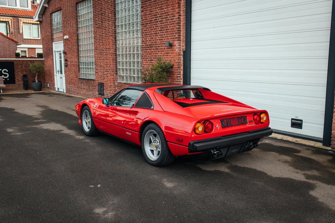 1984 Ferrari 308 GTS QV - Image 3 of 31