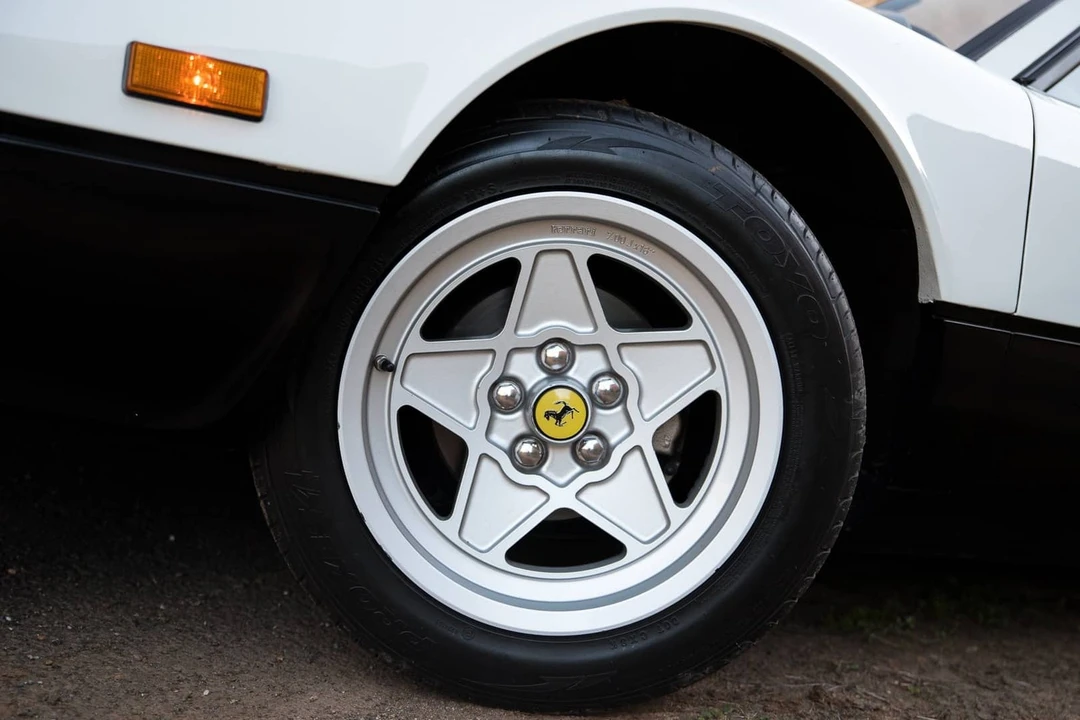 1984 Ferrari - Image 24 of 31