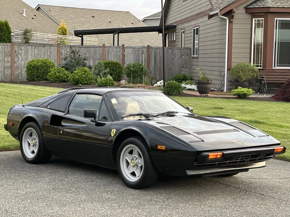 1984 Ferrari 308 GTS QV - Image 3 of 21