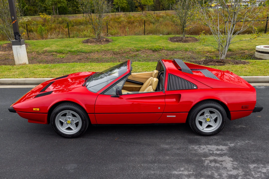 1984 Ferrari 308 GTS QV - Image 24 of 31