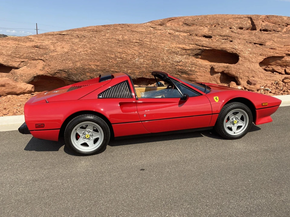 1984 Ferrari 308 GTS QV - Image 24 of 31