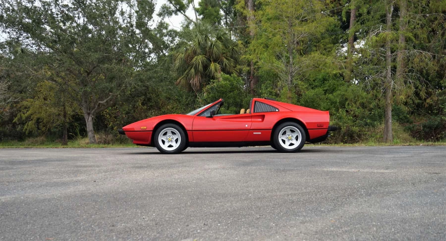 1984 Ferrari 308 GTS - Image 2 of 7