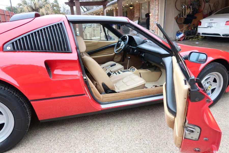 1984 Ferrari 308 GTS QV - Image 19 of 28