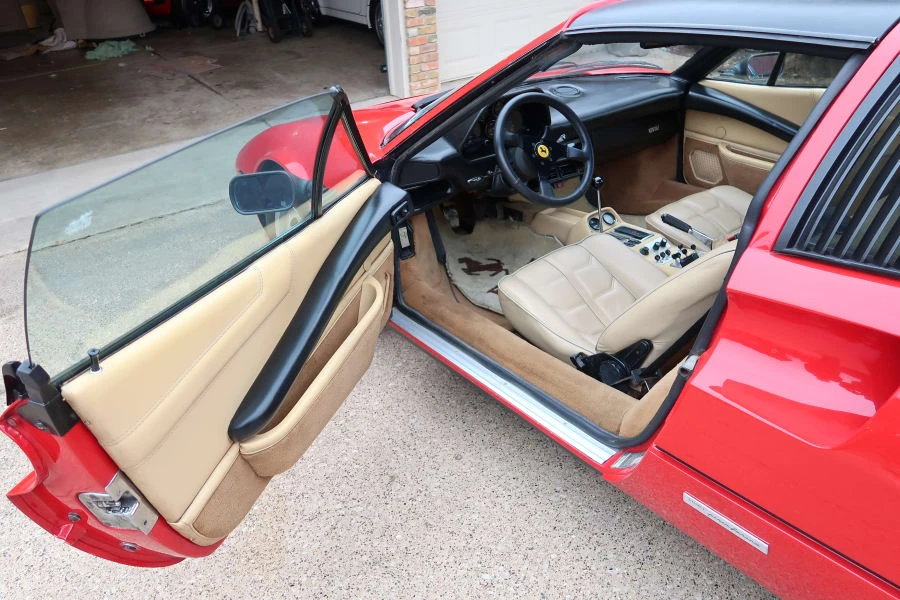 1984 Ferrari 308 GTS QV - Image 18 of 28