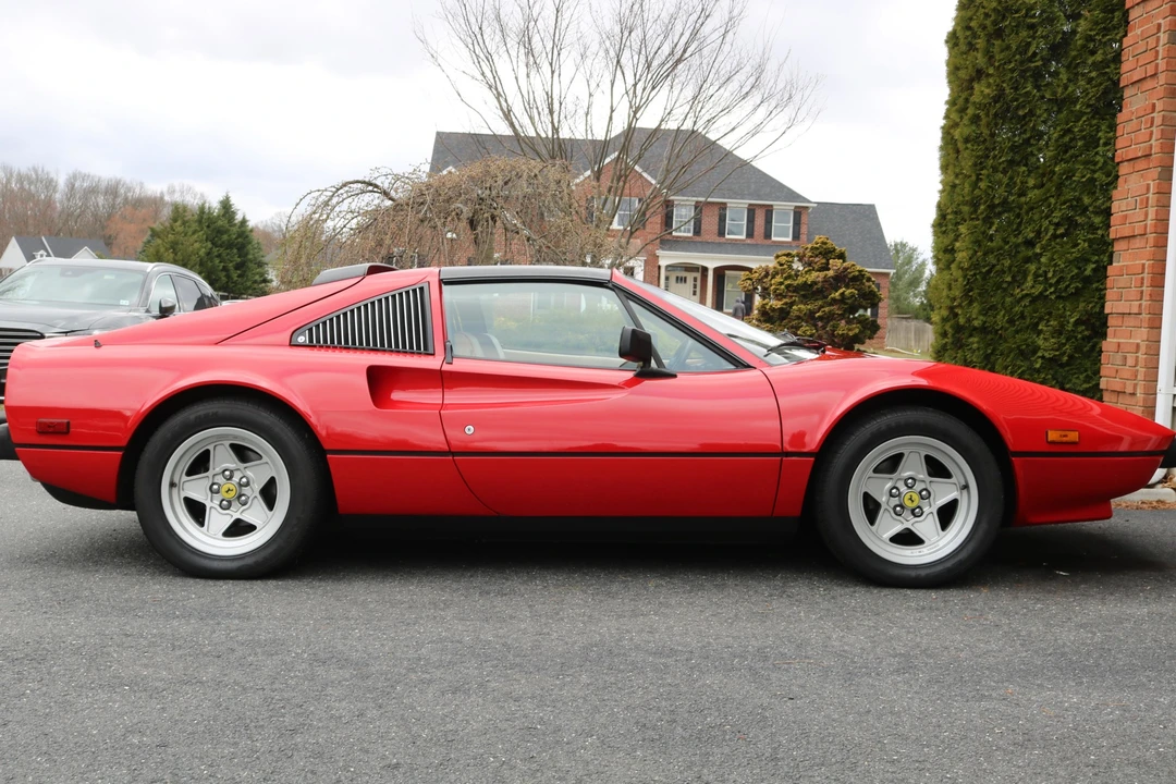 1984 Ferrari 308 GTS QV - Image 23 of 31