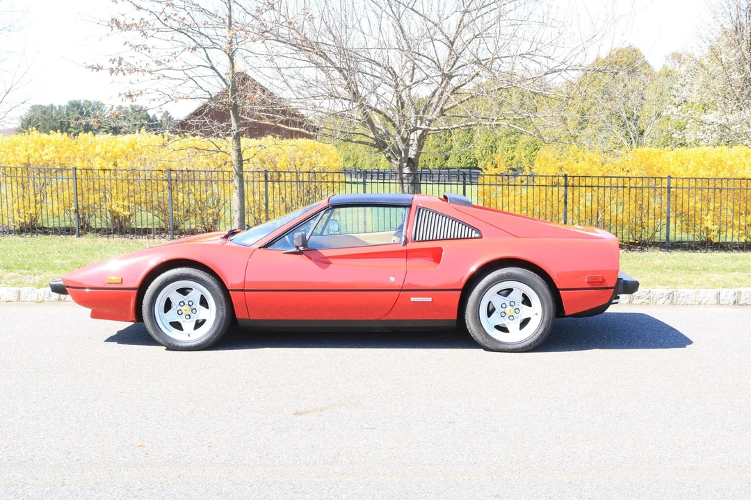 1984 Ferrari 308 GTS QV - Image 7 of 31