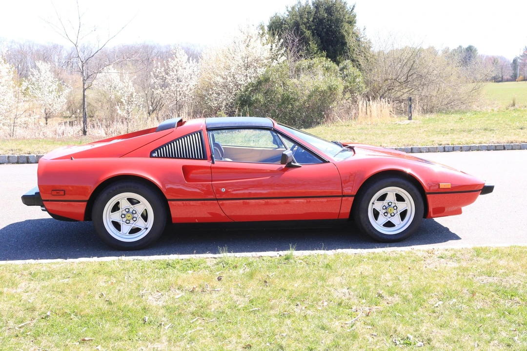1984 Ferrari 308 GTS QV - Image 11 of 31