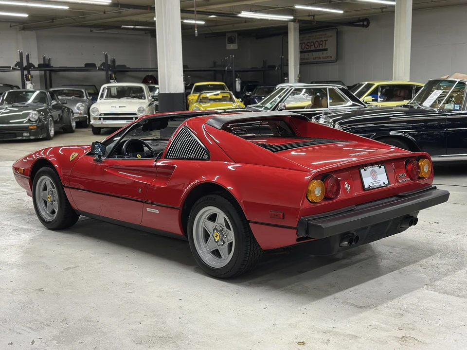 1984 Ferrari 308 GTS QV - Image 8 of 31