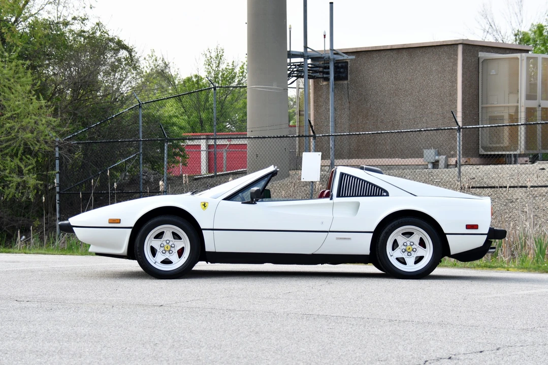 1984 Ferrari 308 GTS QV - Image 4 of 31