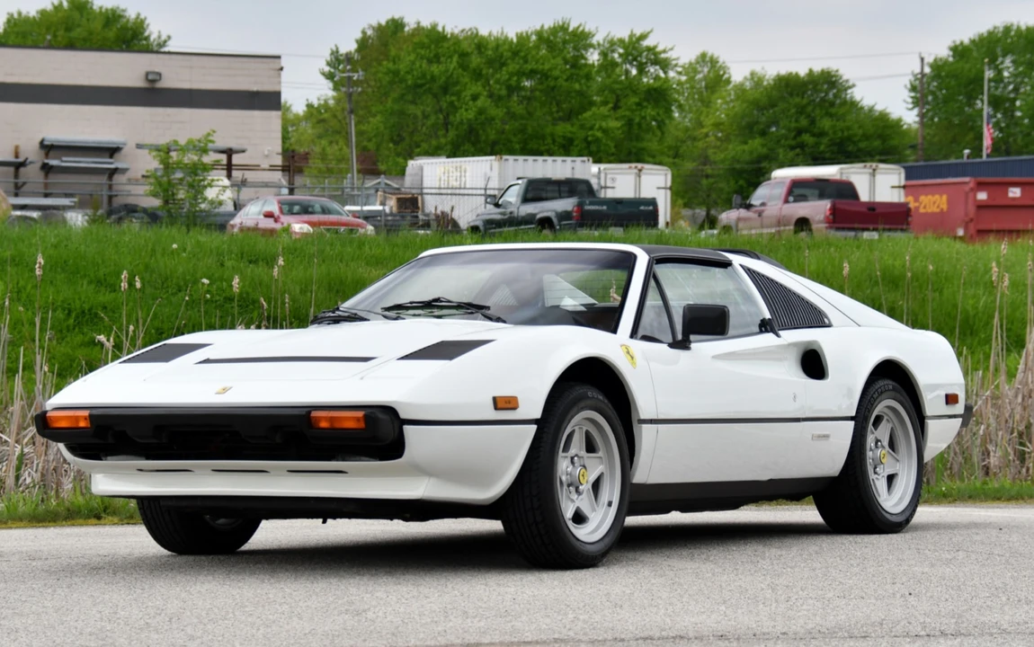 1984 Ferrari 308 GTS QV - Image 2 of 31