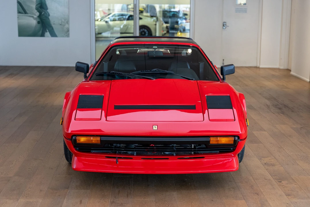 1984 Ferrari 308 GTS QV - Image 9 of 31
