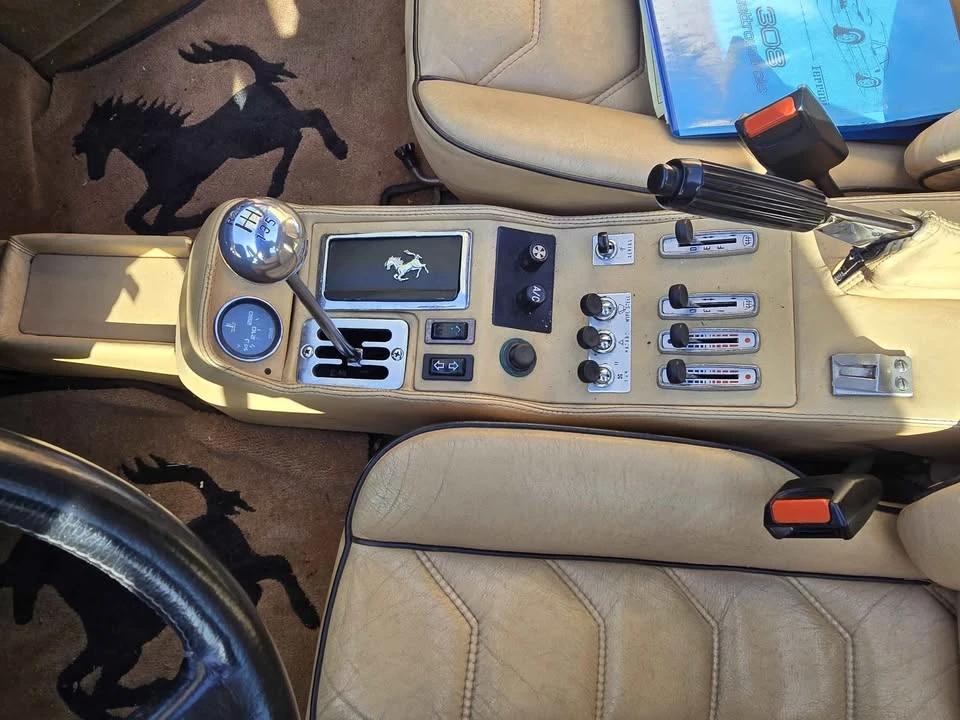 1984 Ferrari 308 GTS QV - Image 11 of 12