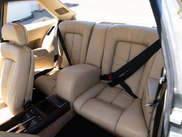 1984 Ferrari 400i - Image 24 of 31