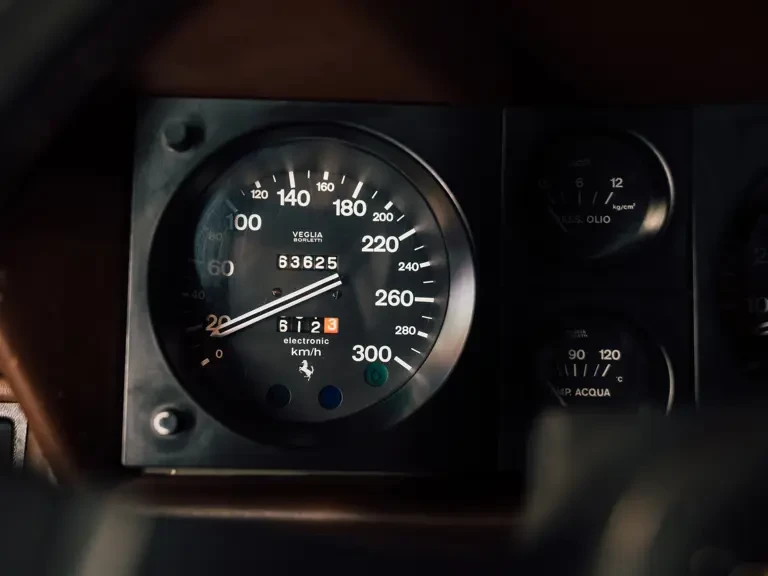 1984 Ferrari 400i - Image 14 of 31