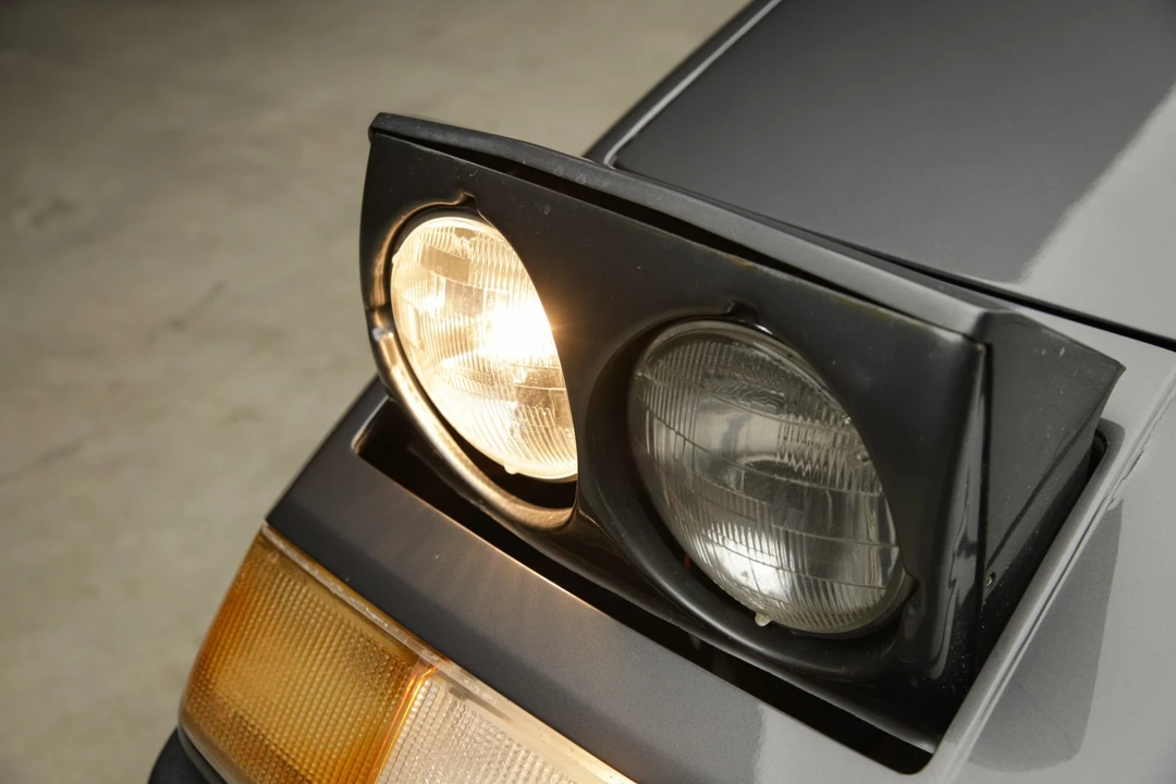 1984 Ferrari 400i - Image 28 of 31