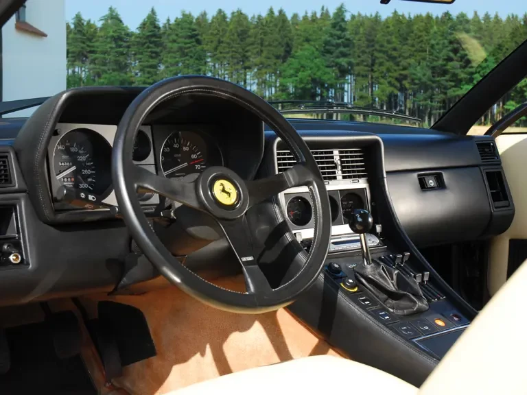 1984 Ferrari 400i - Image 5 of 25