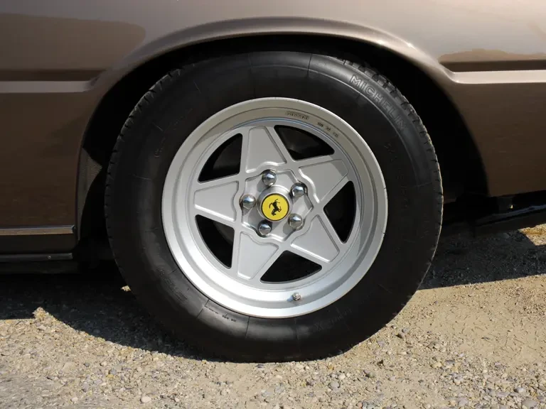 1984 Ferrari 400i - Image 19 of 25