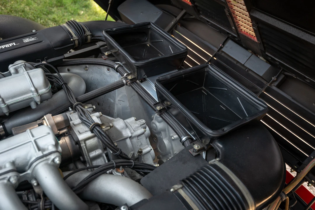 1984 Ferrari 512 BBi - Image 29 of 31