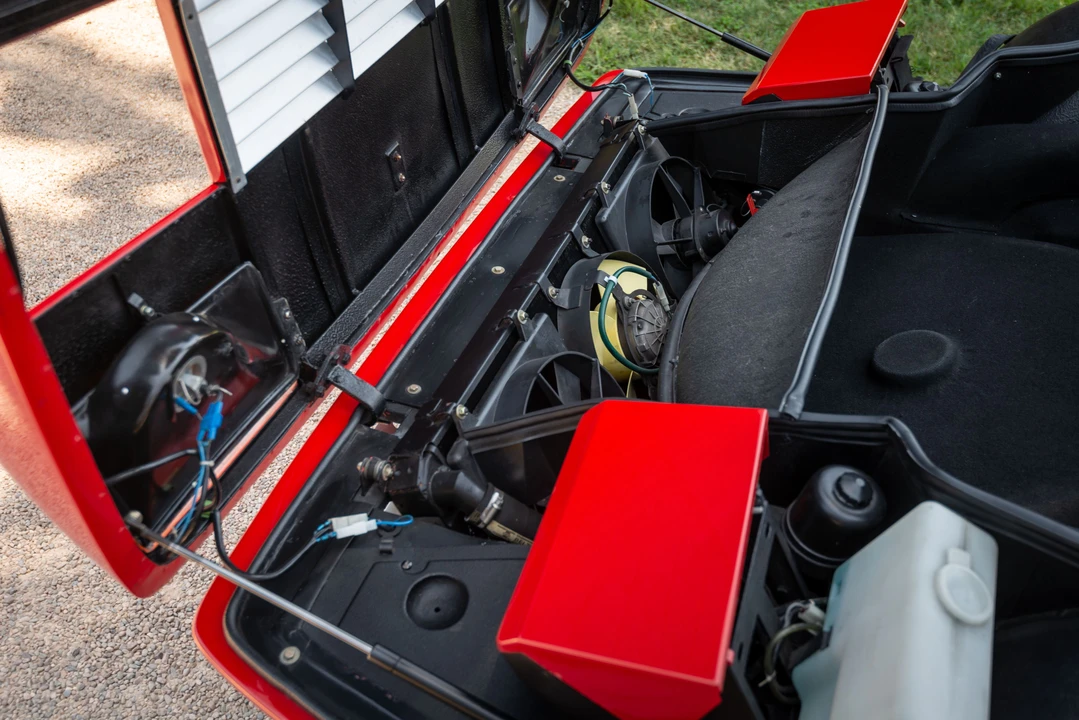 1984 Ferrari 512 BBi - Image 23 of 31