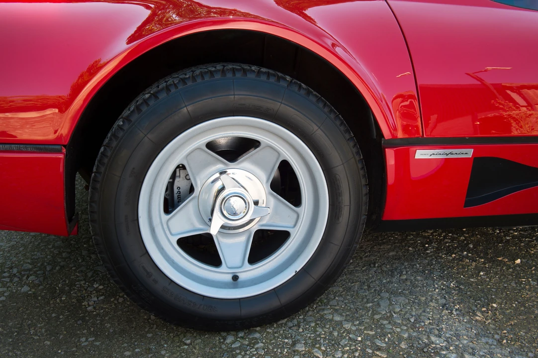 1984 Ferrari 512 BBi - Image 19 of 29