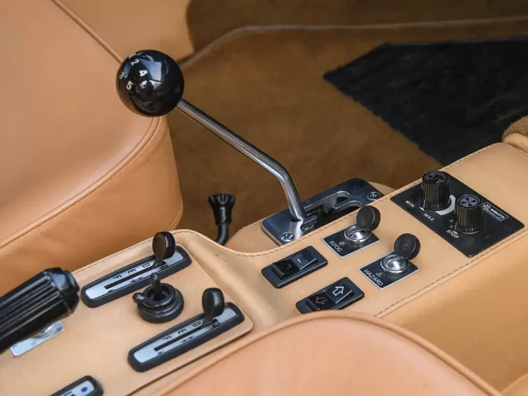 1984 Ferrari 512 BBi - Image 12 of 31