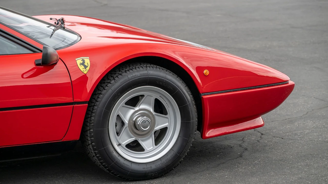 1984 Ferrari 512 BBi - Image 23 of 31