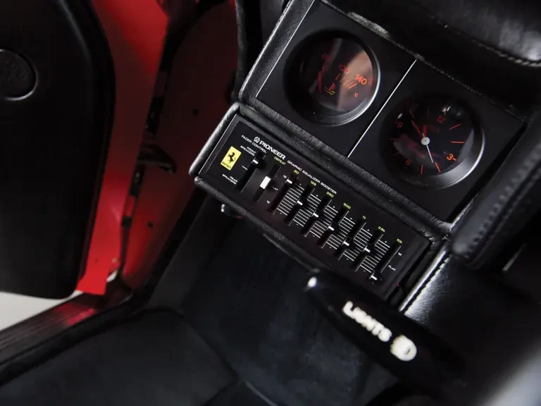 1984 Ferrari 512 BBi - Image 16 of 30