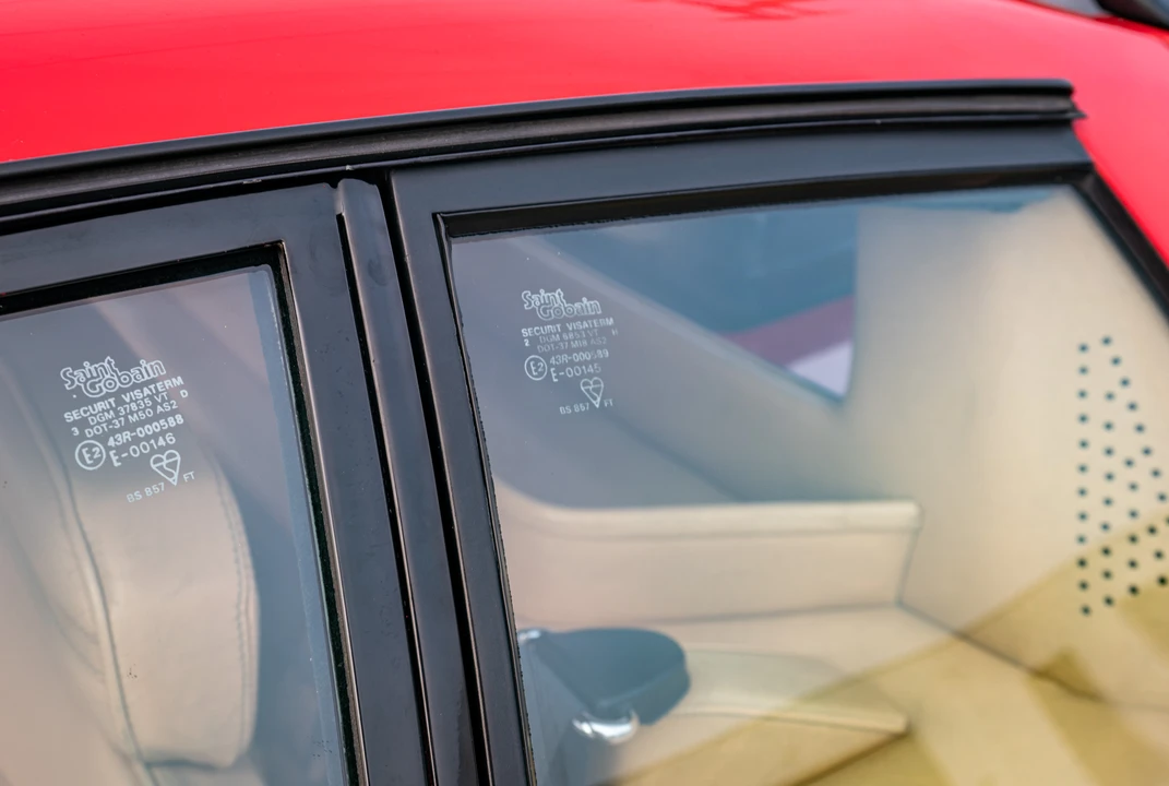 1984 Ferrari 512 BBi - Image 28 of 31