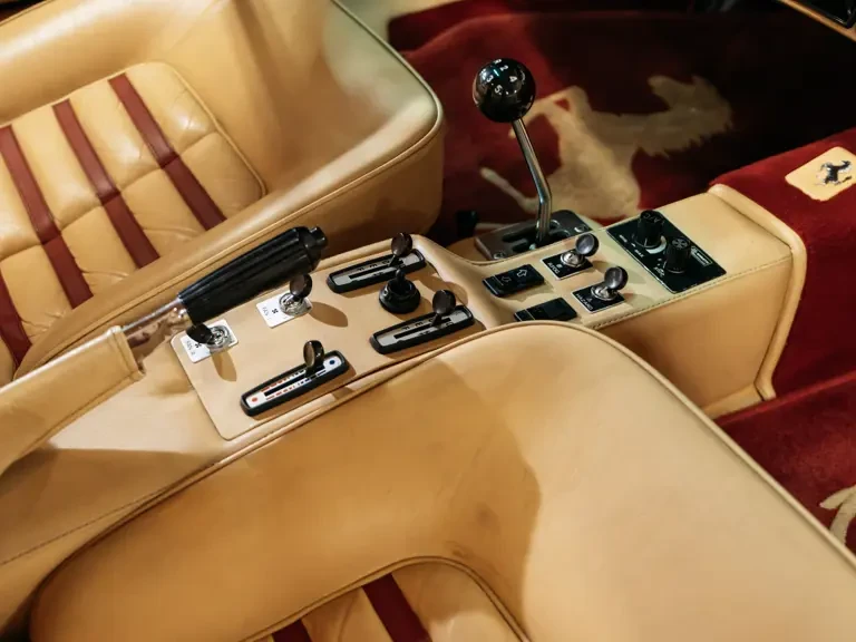 1984 Ferrari 512 BBi - Image 19 of 31