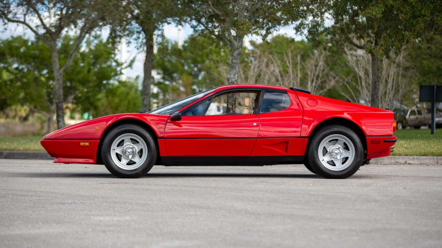 1984 Ferrari 512 BBi - Image 2 of 25