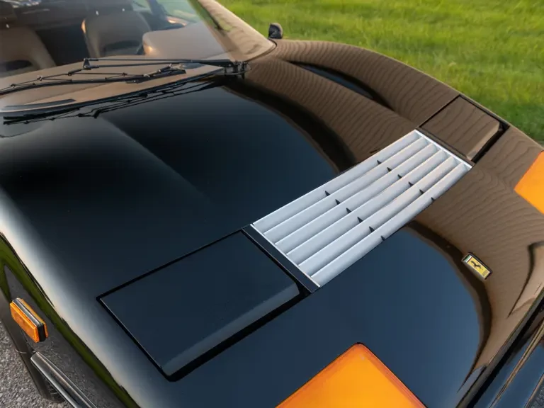 1984 Ferrari 512 BBi - Image 19 of 31