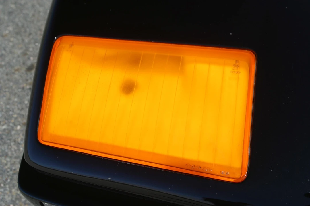 1984 Ferrari 512 BBi - Image 11 of 31